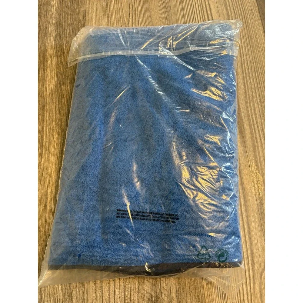 NWT Brooks Brothers Contrast Frame Bath Sheet 35X67 Royal Blue